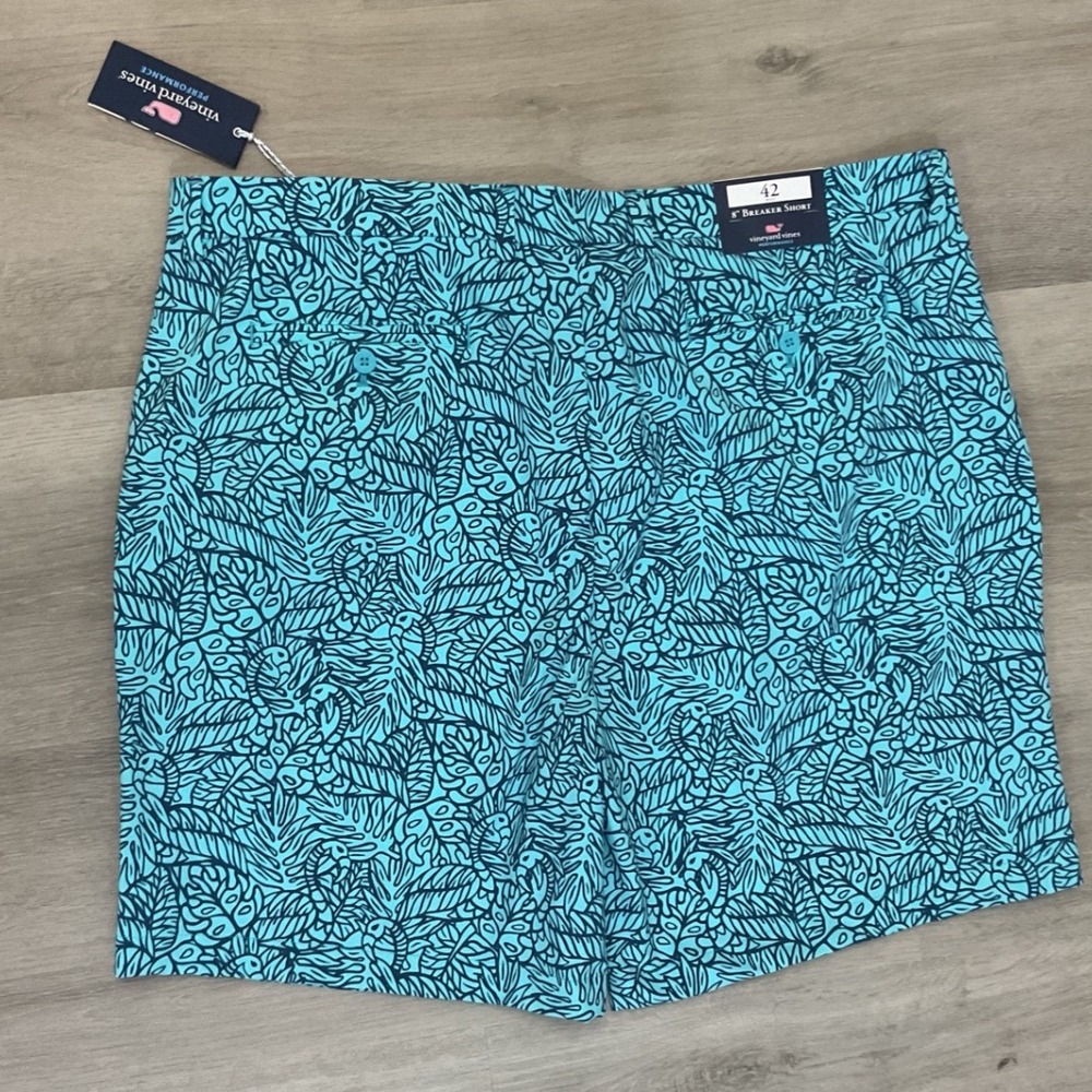 Vineyard Vines Mens 42 Performance 8‎ Inch Breaker Shorts Blue Seahorse Leaf NWT